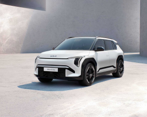 Kia EV3 GT-line - Frontansicht, Fahrerseite