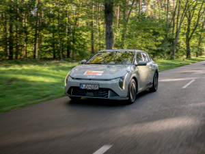 „WLTP Challenge“: Kia EV4 Fastback* glänzt bei neuer Effizienz-Rallye mit niedrigstem Stromverbrauch
