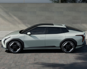 kia-ev4-sedane-baseline-ext-static-print-3600x2400-2