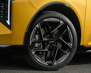 kia-k4-gtline-sparkling-yellow-static-print-3600x2400-010