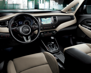 kia carens my17 dashboard side view beige interior