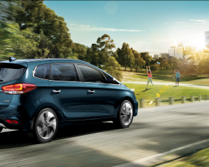 kia carens my17 outdoor 04