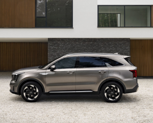kia-sorento-pe-my24-highres-exterior-4-3600x2400