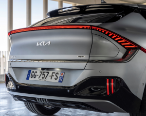 024_Kia_EV6-GT-3600x2400