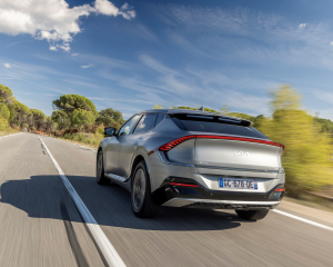 062_KIA_EV6-3600x2400
