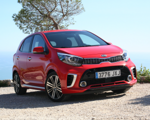 1 Kia Picanto schiet uit de startblokken in Nederland