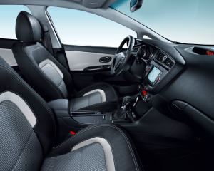 kia_ceed_my16_ex_optional_1_grade_black_7202_36067