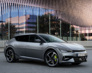 EV6_GT_Statyczne_Centrala_(9)