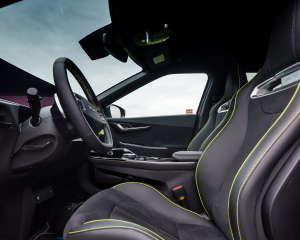 Kia_EV6_GT_Wnetrze_(1)_10