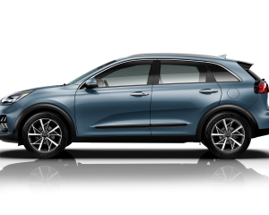 1_kia_niro_hev_my20_side_view_horizon_blue_bbl_15827_93052_2