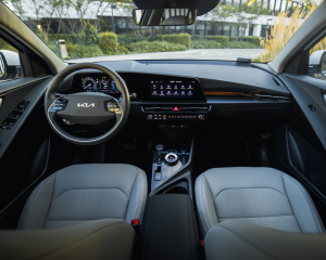 Kia_Niro_EV_Wnętrze_(4)_09