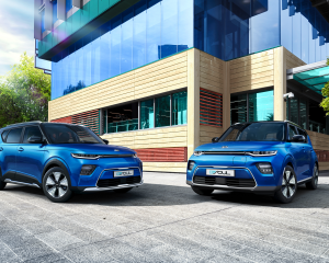 kia_soul_ev_my20_double_packshot_static_15021_88188