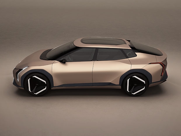 kia-evday-set2-ev4-4-kwcms-620x466.jpg.c